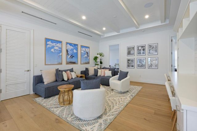 643 Pilot Road, North Palm Beach, FL 33408