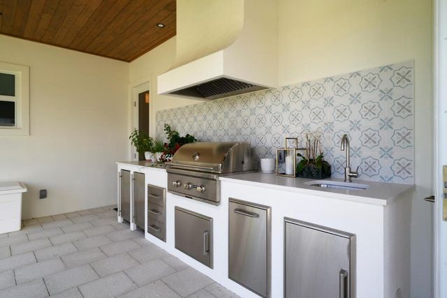 643 Pilot Road, North Palm Beach, FL 33408