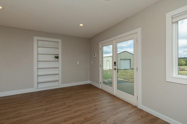 97 Misty Valley Drive, Fordland, MO 65652