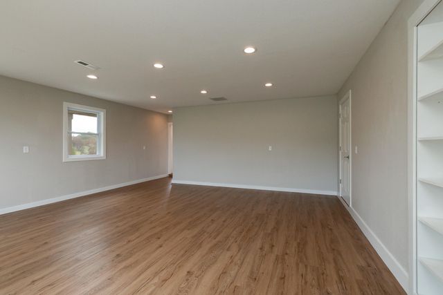 97 Misty Valley Drive, Fordland, MO 65652