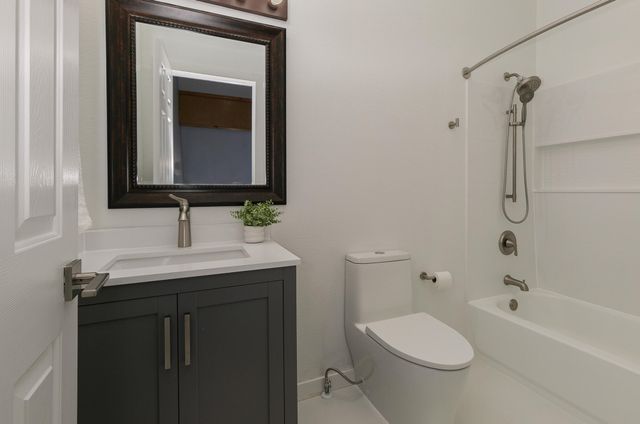 97 Misty Valley Drive, Fordland, MO 65652