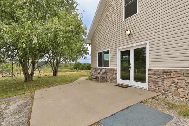 97 Misty Valley Drive, Fordland, MO 65652