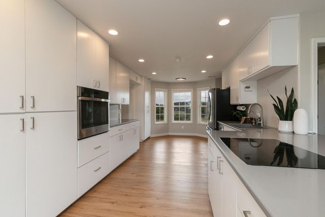 97 Misty Valley Drive, Fordland, MO 65652