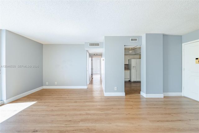 3161 S Ocean Dr 407, Hallandale Beach, FL 33009