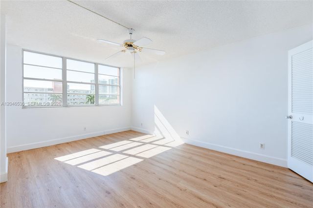 3161 S Ocean Dr 407, Hallandale Beach, FL 33009