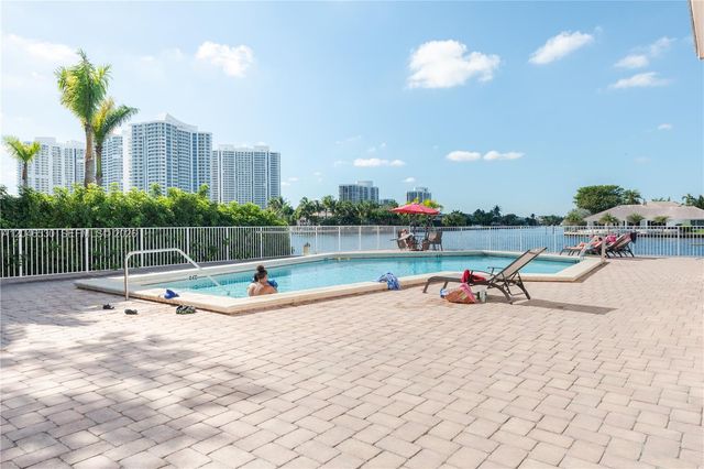 3161 S Ocean Dr 407, Hallandale Beach, FL 33009