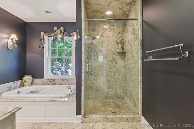 201 E 24th Place, Tulsa, OK 74114