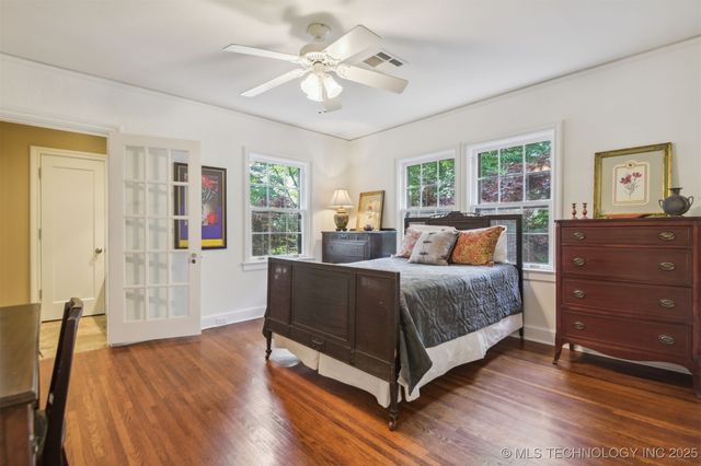 201 E 24th Place, Tulsa, OK 74114