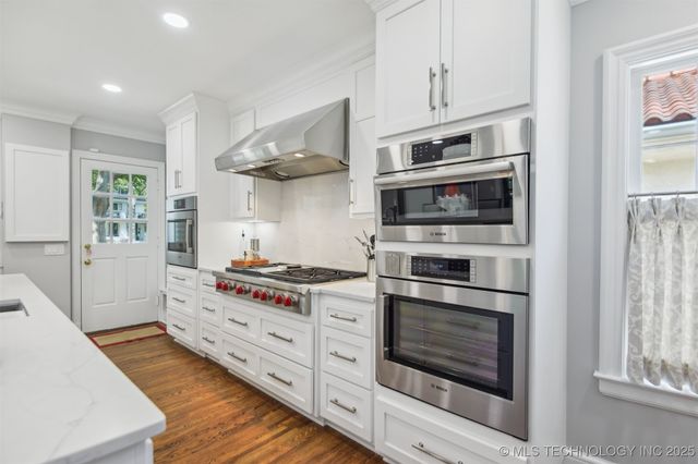 201 E 24th Place, Tulsa, OK 74114