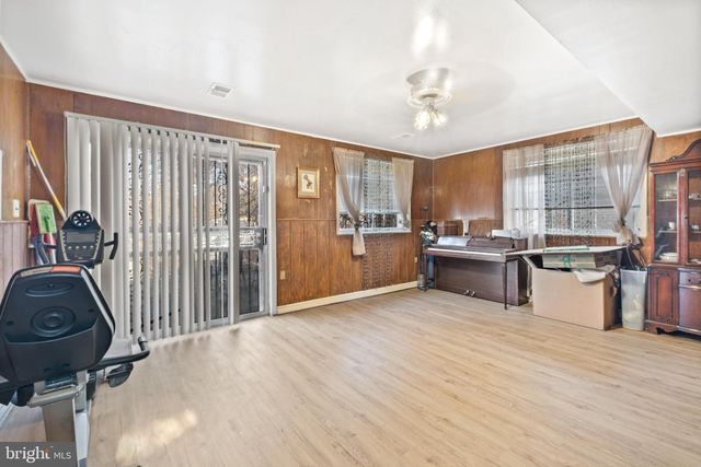 3028 P ST SE, Washington, DC 20020