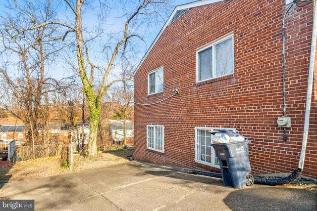 3028 P ST SE, Washington, DC 20020