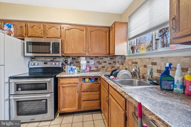 3028 P ST SE, Washington, DC 20020