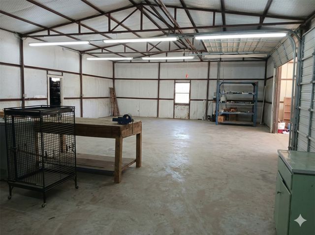 610 S Cardinal Road, Reno, TX 76020