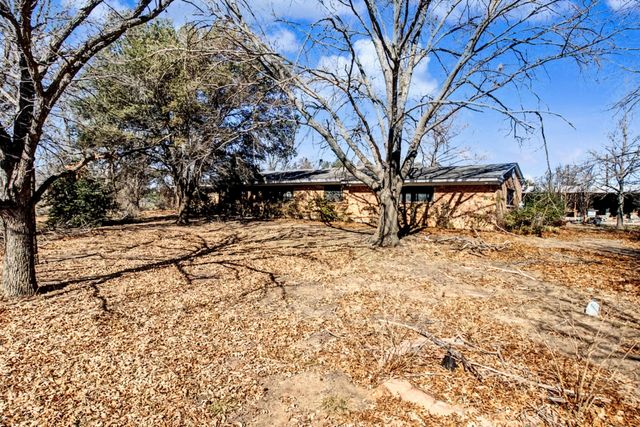 610 S Cardinal Road, Reno, TX 76020