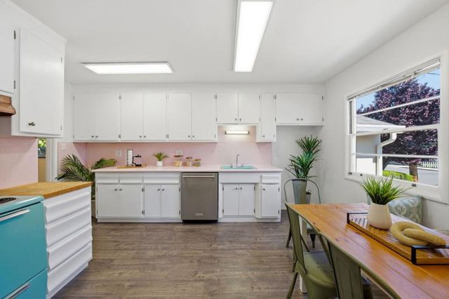 22389 Moyers Street, Castro Valley, CA 94546