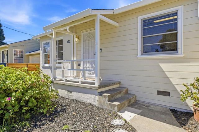 22389 Moyers Street, Castro Valley, CA 94546