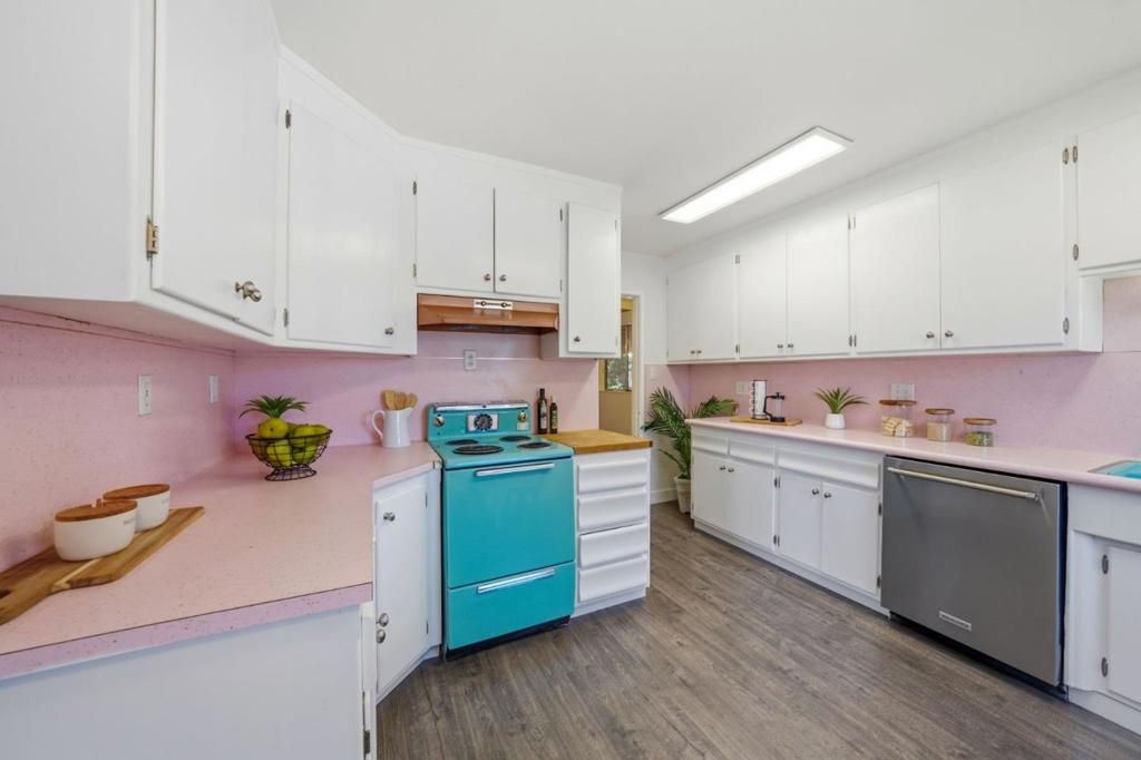 22389 Moyers Street, Castro Valley, CA 94546