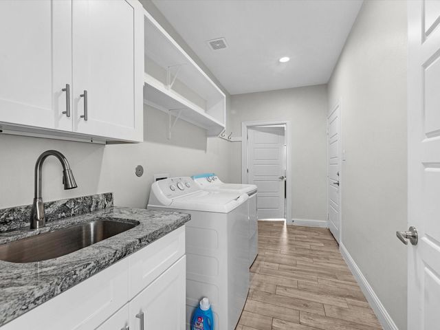 4122 Brookston Street, Houston, TX 77045