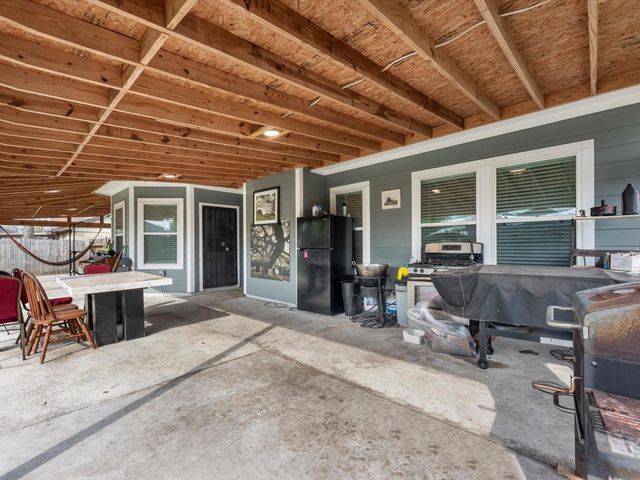 4122 Brookston Street, Houston, TX 77045