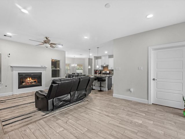 4122 Brookston Street, Houston, TX 77045