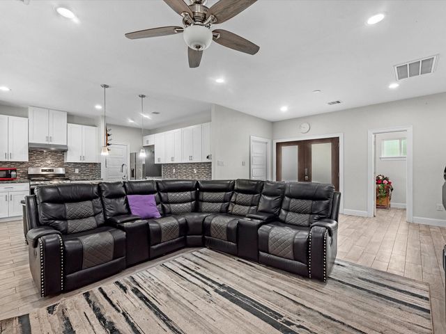 4122 Brookston Street, Houston, TX 77045