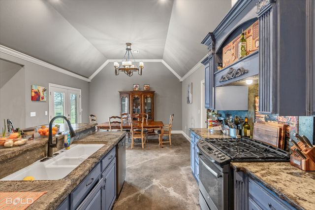 1295 Caplis Sligo Road, Bossier City, LA 71112