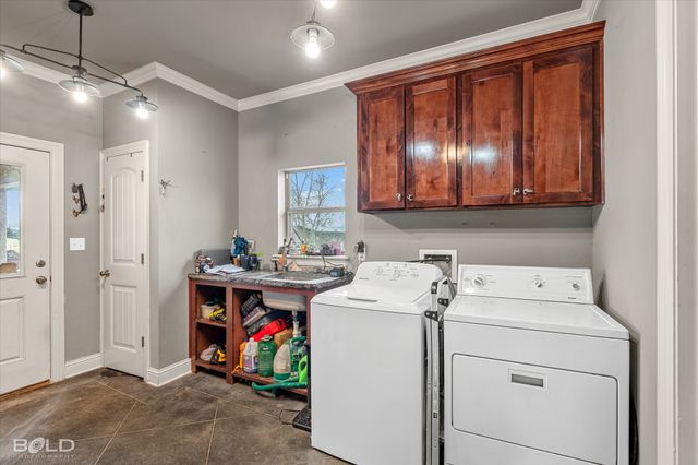 1295 Caplis Sligo Road, Bossier City, LA 71112