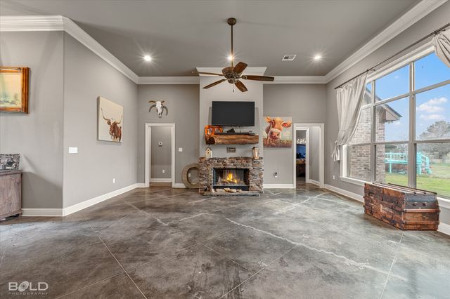 1295 Caplis Sligo Road, Bossier City, LA 71112