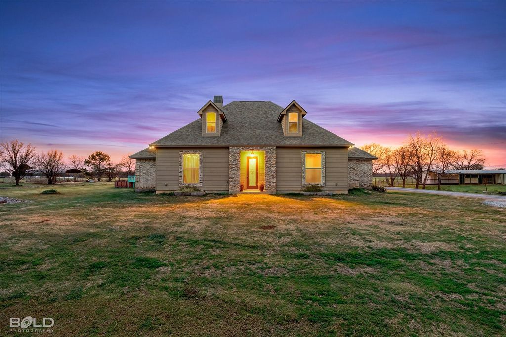 1295 Caplis Sligo Road, Bossier City, LA 71112