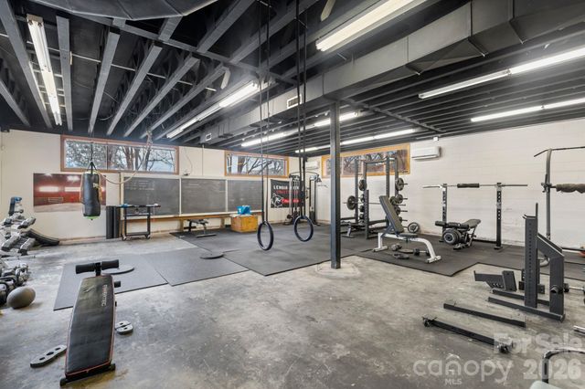 6692 Valwood Road, Conover, NC 28613