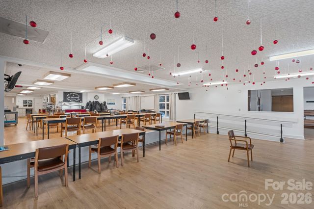 6692 Valwood Road, Conover, NC 28613