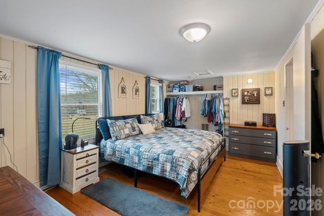 6692 Valwood Road, Conover, NC 28613