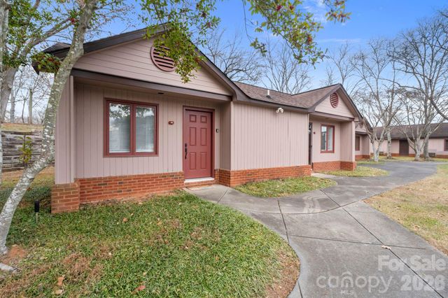 6692 Valwood Road, Conover, NC 28613