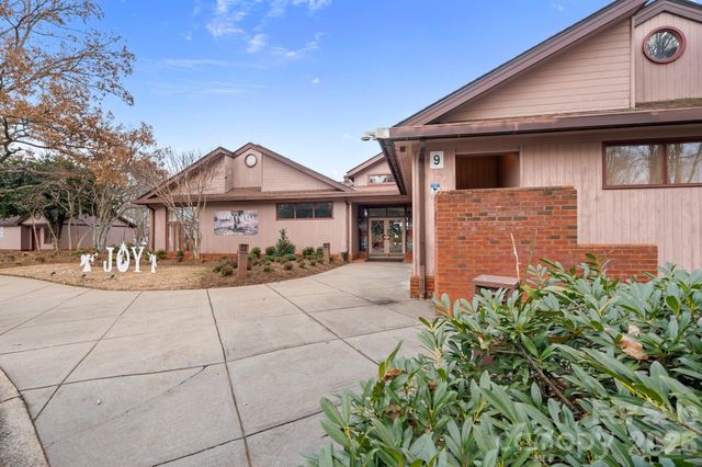 6692 Valwood Road, Conover, NC 28613