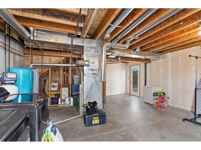 801 Montcalm Dr, Livermore, CO 80536