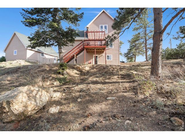801 Montcalm Dr, Livermore, CO 80536