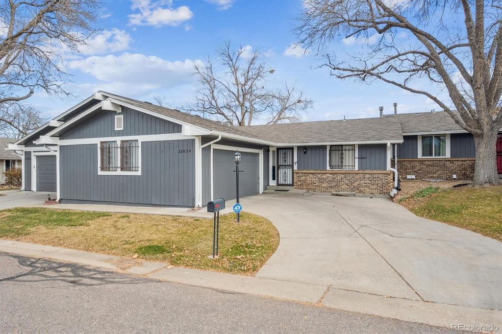 12024 E Maple Avenue, Aurora, CO 80012