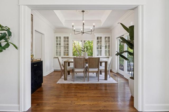 1270 University Drive, Menlo Park, CA 94025
