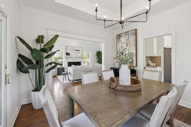 1270 University Drive, Menlo Park, CA 94025