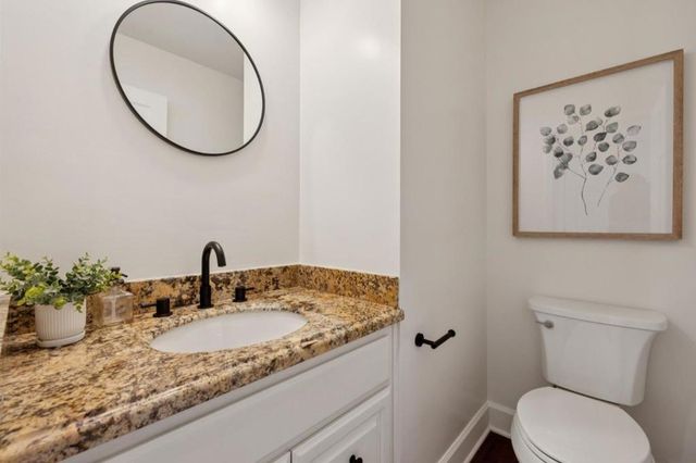 1270 University Drive, Menlo Park, CA 94025