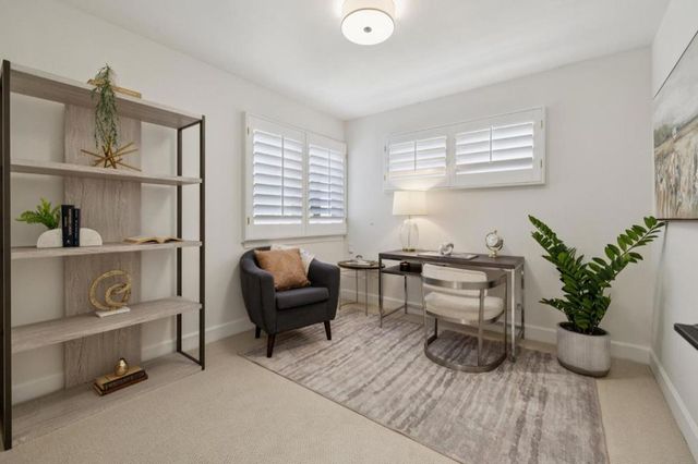 1270 University Drive, Menlo Park, CA 94025