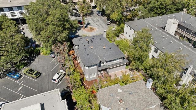 1270 University Drive, Menlo Park, CA 94025