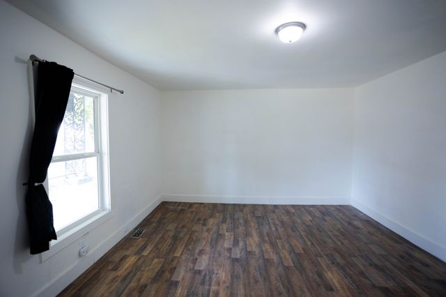 1117 S Glade St, Columbia, TN 38401
