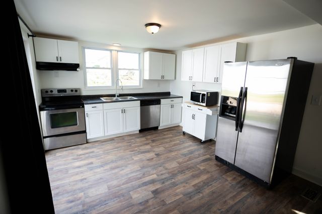 1117 S Glade St, Columbia, TN 38401