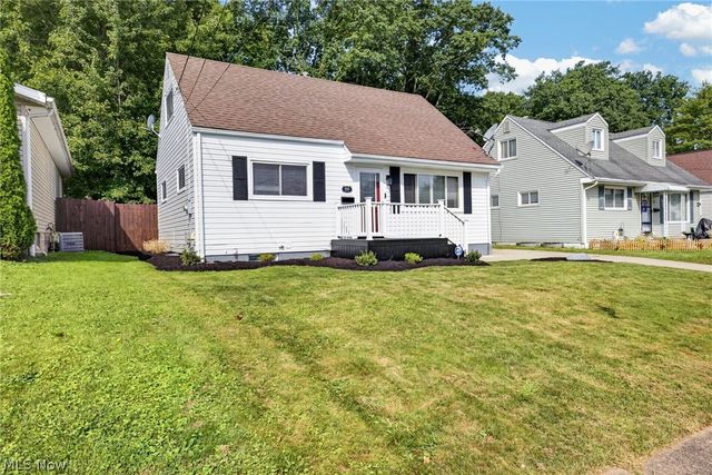 558 Alaho Street, Akron, OH 44305