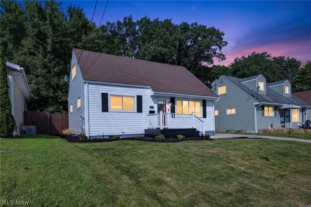 558 Alaho Street, Akron, OH 44305