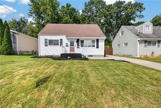558 Alaho Street, Akron, OH 44305