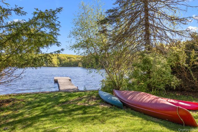 122 Dutchess Drive, Holmes, NY 12531
