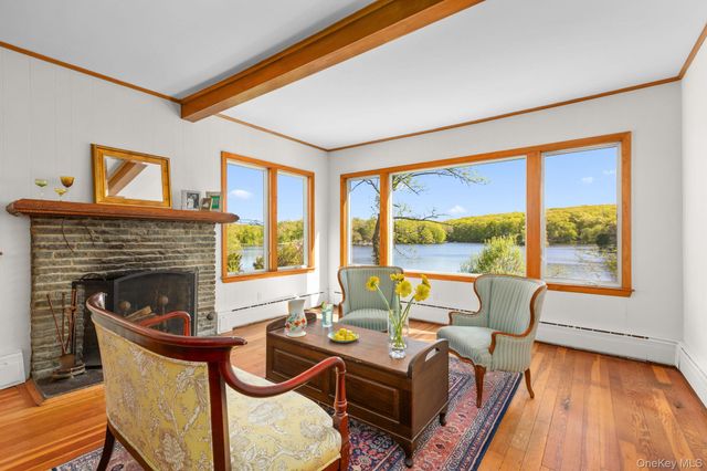 122 Dutchess Drive, Holmes, NY 12531
