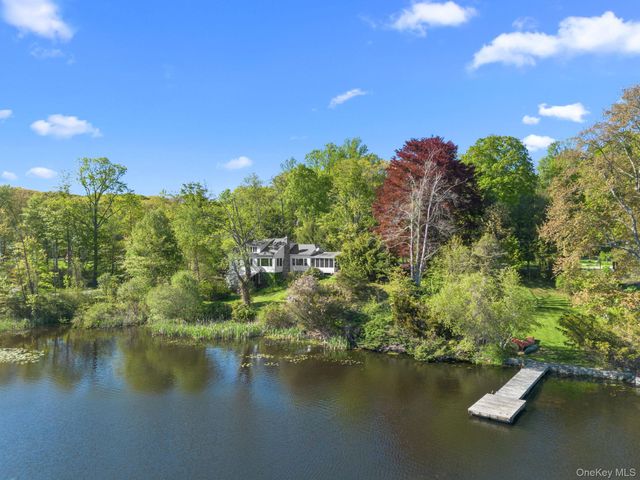 122 Dutchess Drive, Holmes, NY 12531